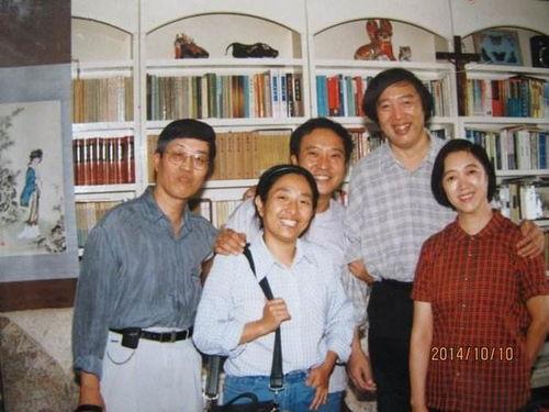 冯巩牛群爆料视频,笑料连连背后的故事 第1张 冯巩牛群爆料视频,笑料连连背后的故事 第1张